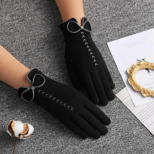 Elegant Winter Bow Gloves for Women Outdoor Warm Comfort